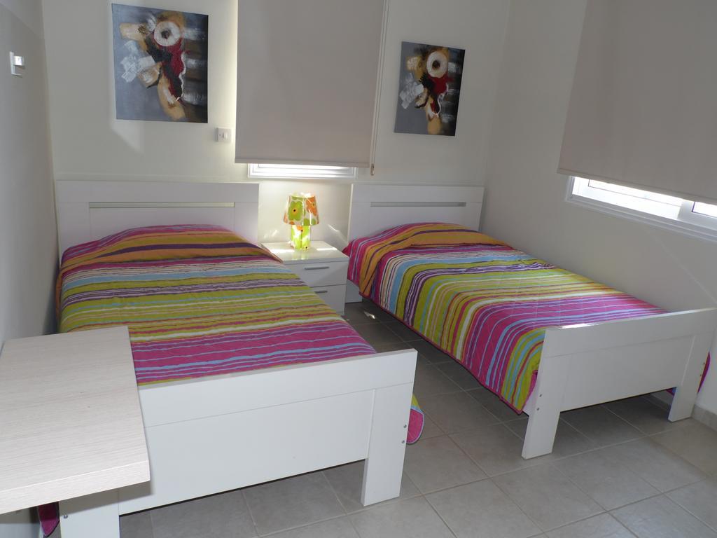 Villa Florie Protaras Habitación foto